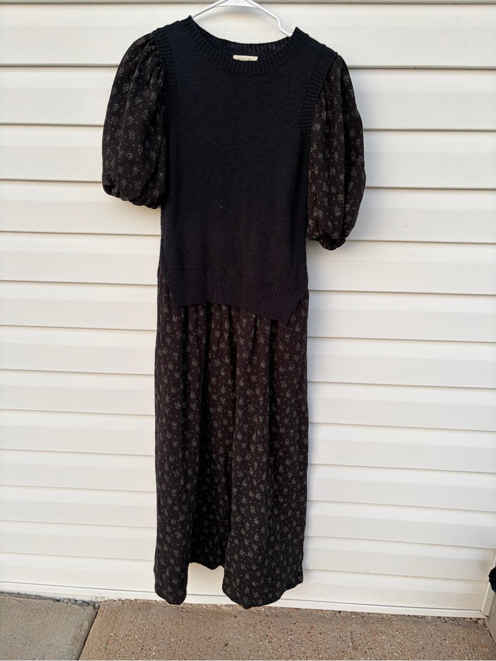Roolee Black Puff-Sleeve Maxi Dress
